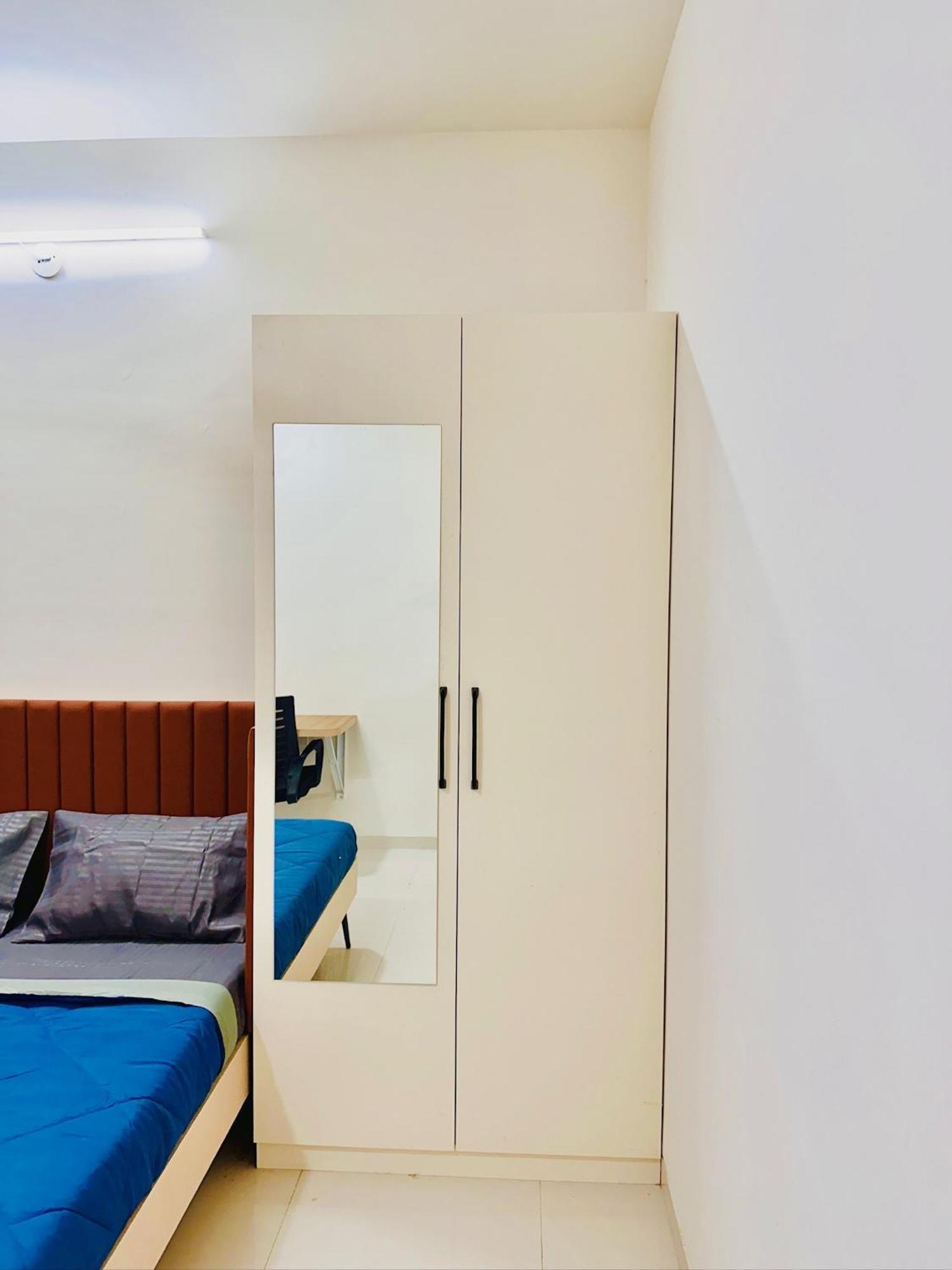 Hummingbird Hideout 3bhk Ac Flat In Baner *
